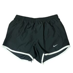 EUC Nike Women’s Brief-Lined Running Athletic Shorts in Black/White